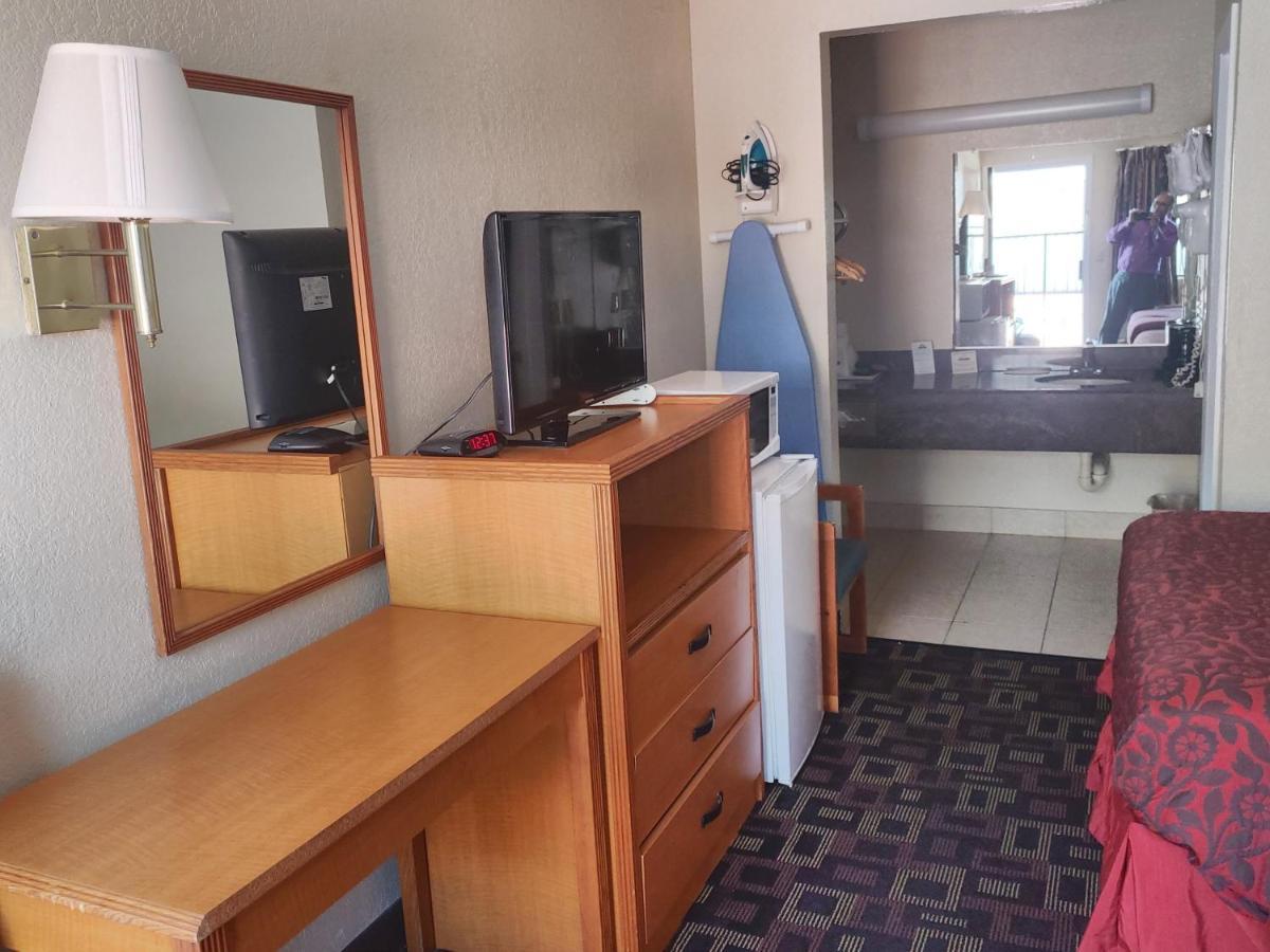 Days Inn Oklahoma City West מראה חיצוני תמונה