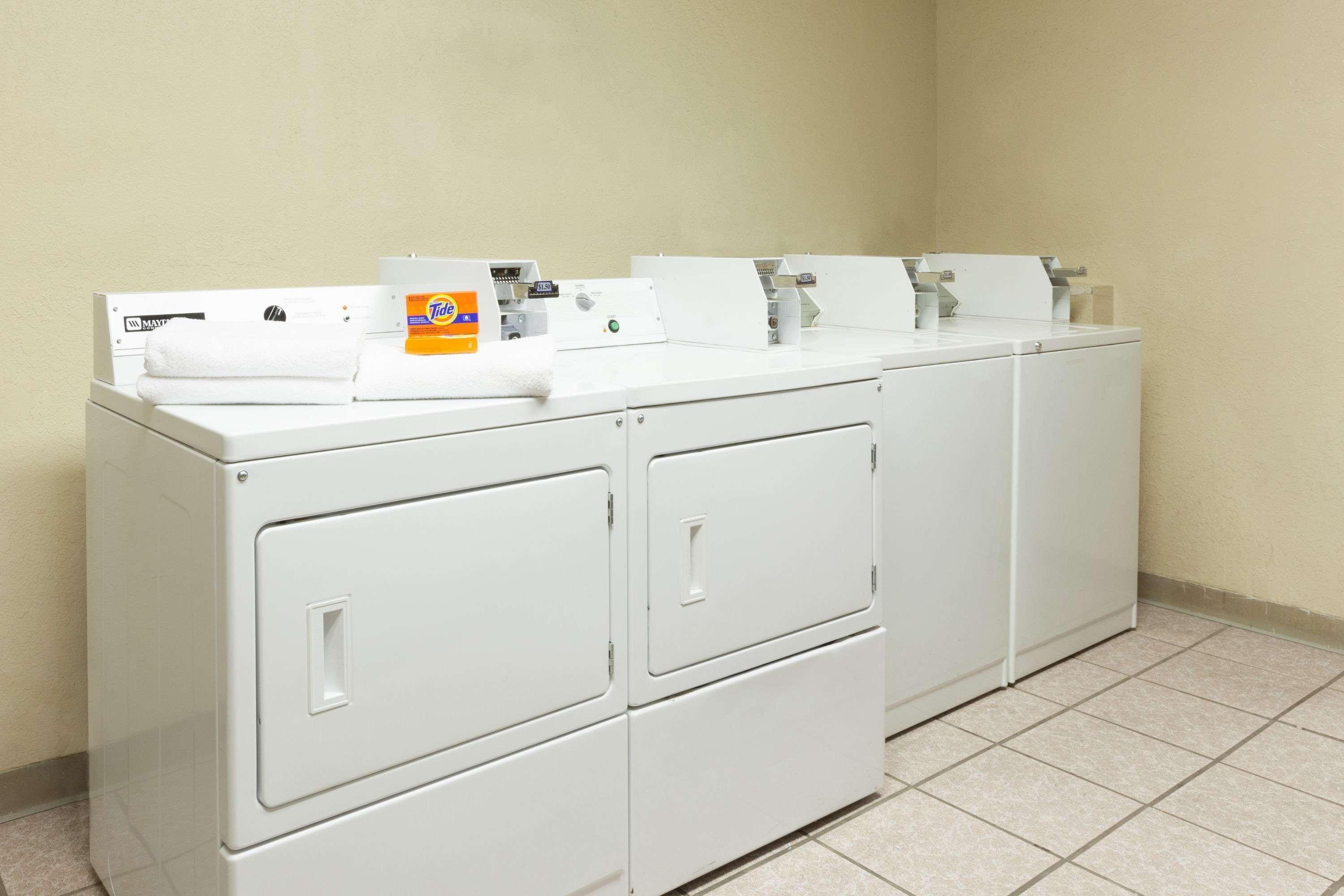 Days Inn Oklahoma City West מראה חיצוני תמונה