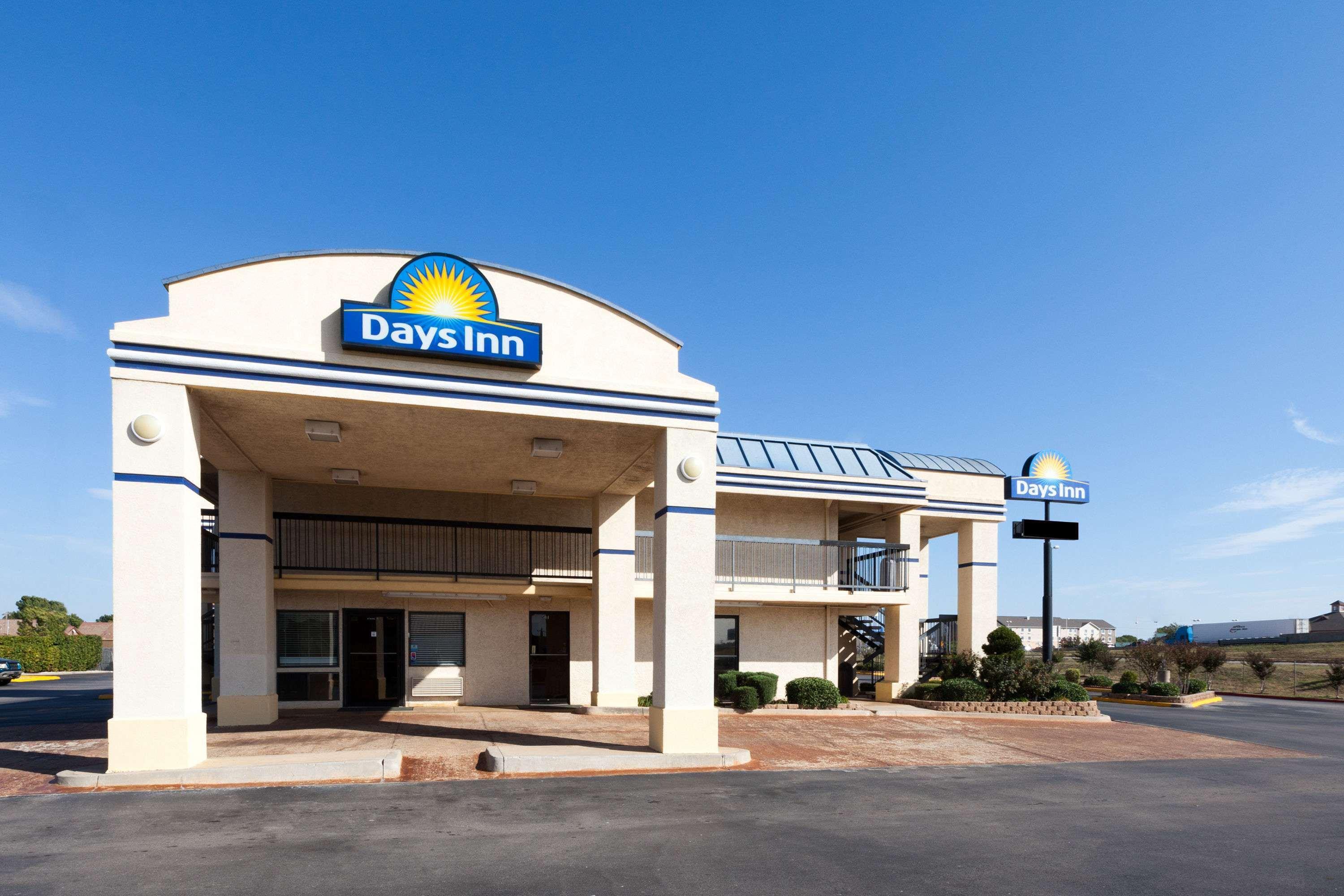 Days Inn Oklahoma City West מראה חיצוני תמונה