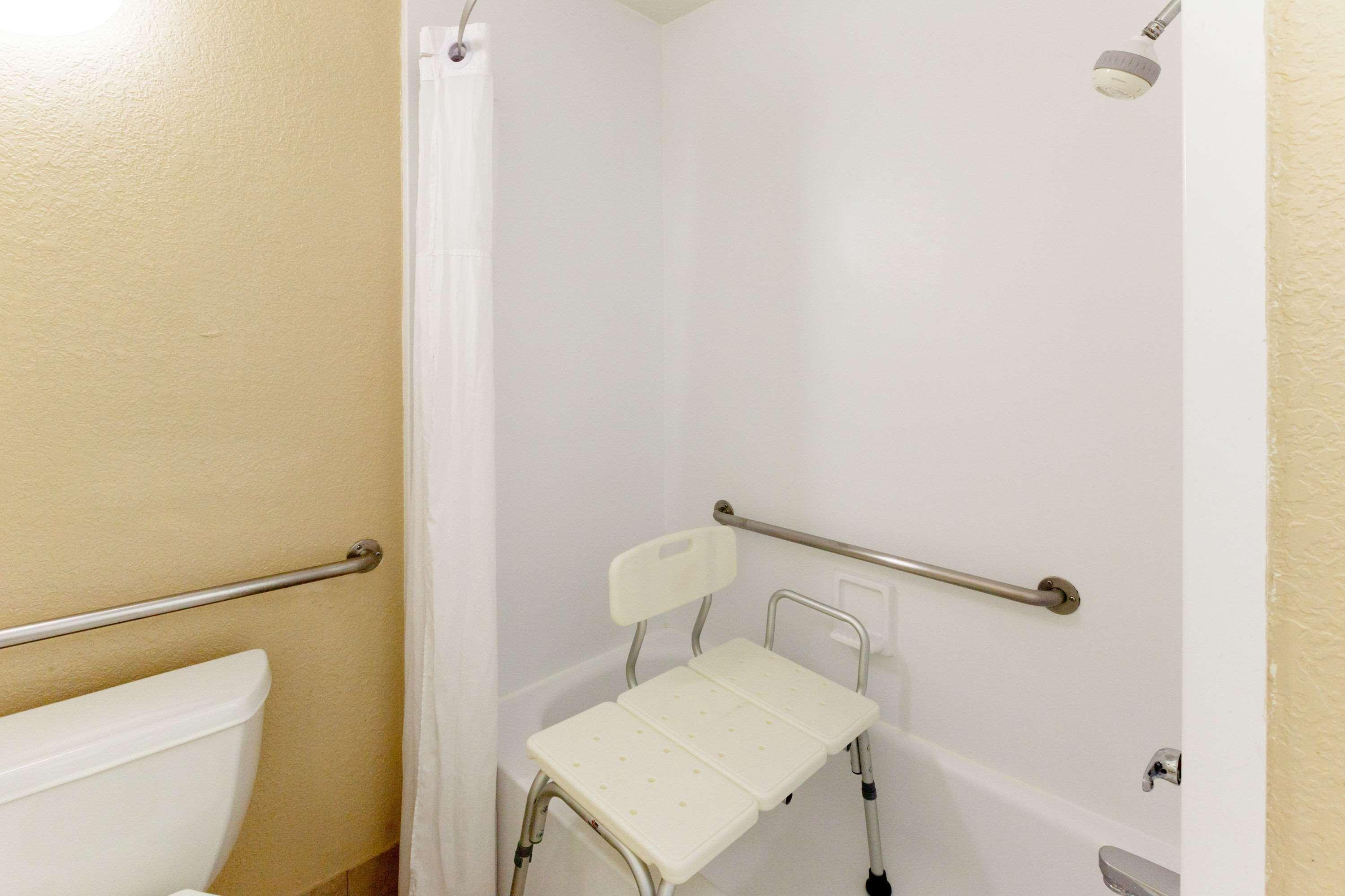 Days Inn Oklahoma City West מראה חיצוני תמונה